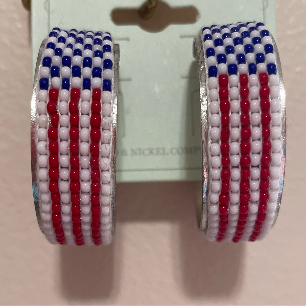 ❤️Patriotic Red White Beaded Blue Hoop Earrings